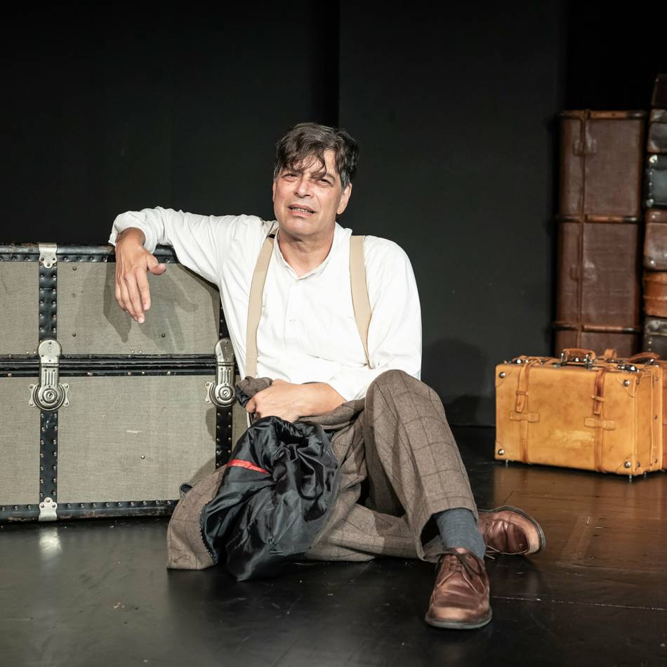 Kleines Theater Nebenan: Schwarzer Humor und große Theatermomente