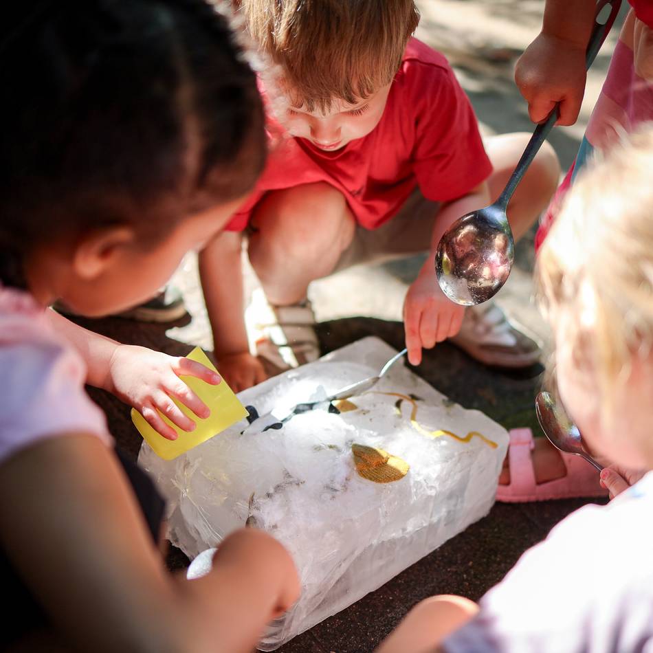 Initiative in Krefelder Kitas: Wie Kita-Kinder ans Wasser herangeführt werden