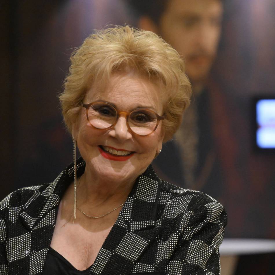 Roncalli’s Apollo Varieté in Düsseldorf: Solo-Show im Apollo würdigt Sängerin Peggy March