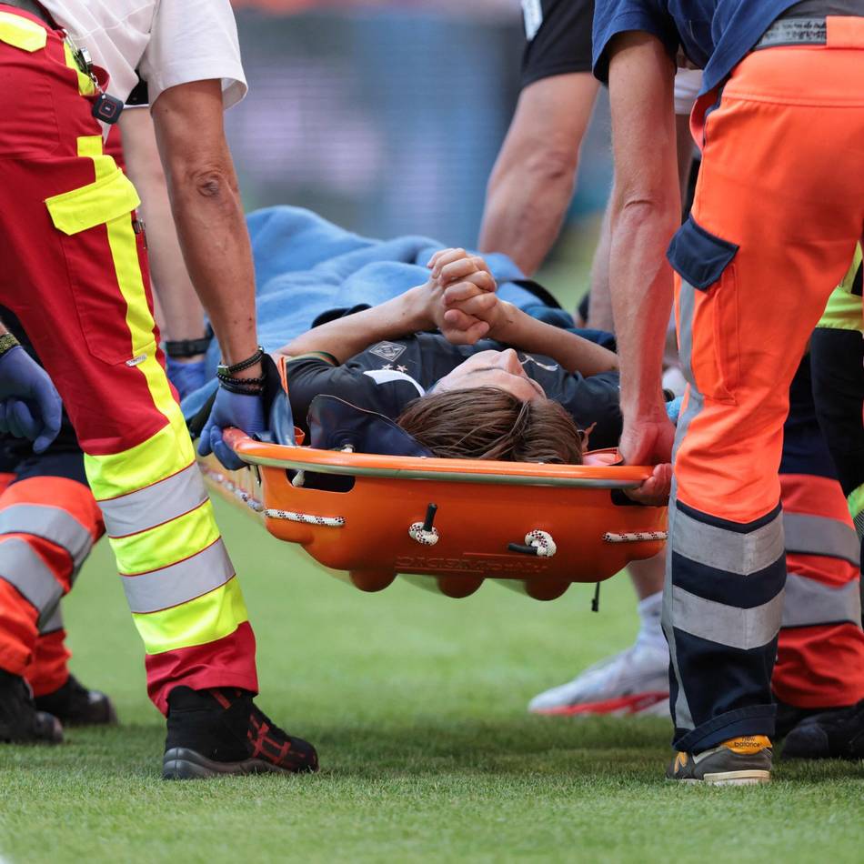Nach Gladbachs 0:3 in Leipzig: Schröder gibt Update zur Hashioka-Verletzung