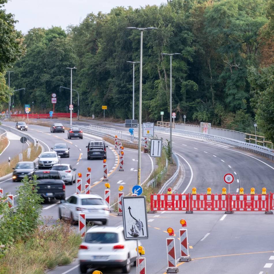 Brückenneubau in Mönchengladbach: Wann die Sperrung auf der Kaldenkirchener Straße aufgehoben wird