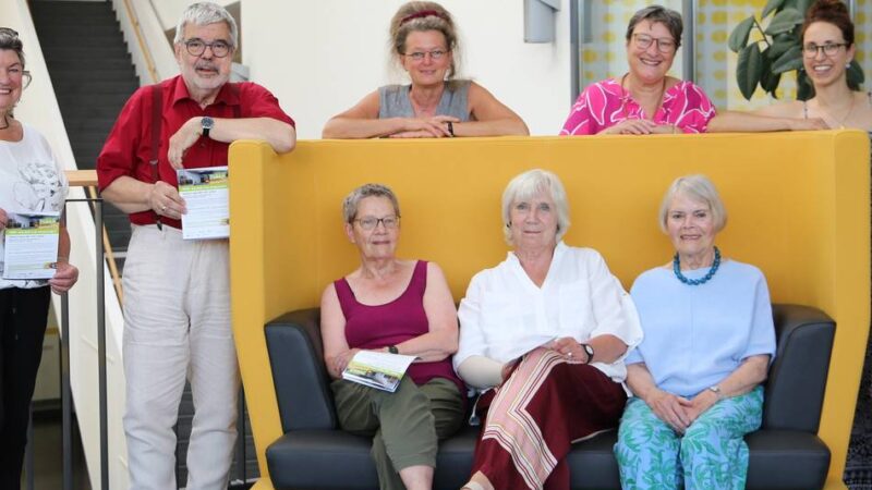„Wohnzimmer“ in der Bibliothek Moers: Wo Herumhängen ausdrücklich erwünscht ist