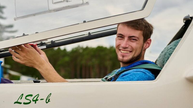 Pilot aus Langenfeld: Nils Fecker coacht deutsche Segelflug-Junioren zu WM-Erfolgen