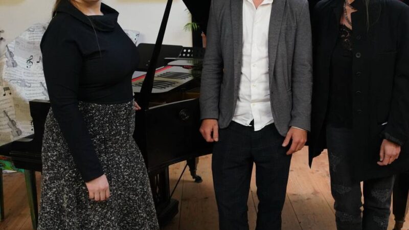 Musikabend in Meerbusch: Klavierkonzert mit Poesie und Improvisation