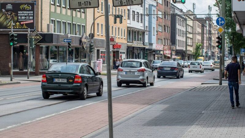 Versuchter Mord in Marxloh: 53-Jähriger attackiert Frau mit Messer – Richter erlässt Haftbefehl