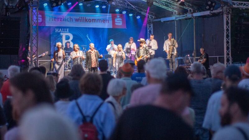 Open Air in Moers: 2000 Fans feiern Summer-Soul auf neuer Location