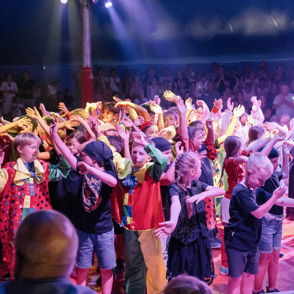 Projekt an der Veerter Grundschule: Manege frei für den „Zirkus Martini“