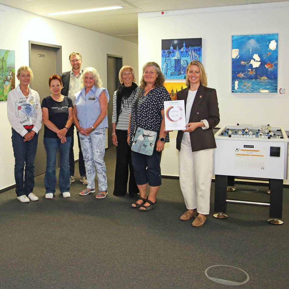 Ausstellung im Rathaus Moers: Bürgermeisterin öffnet ihr Foyer für Kunst