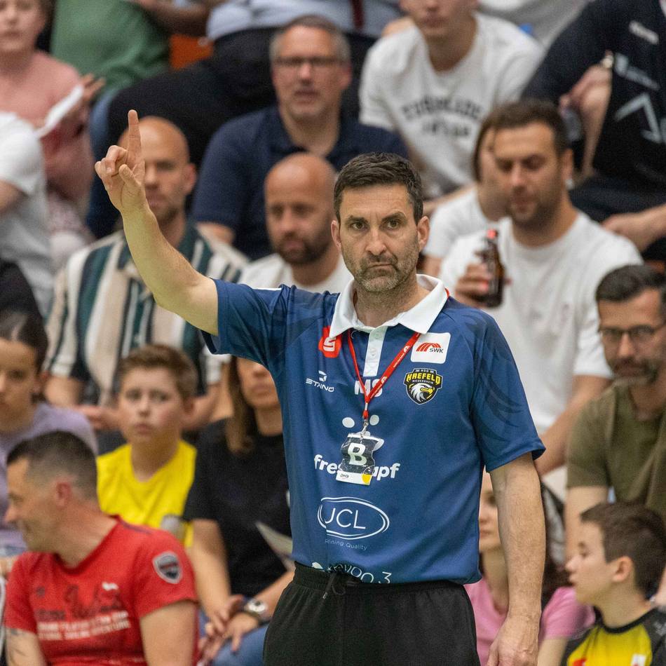 Konzentration auf den Sport: Mark Schmetz sieht die HSG Krefeld auf einem guten Weg