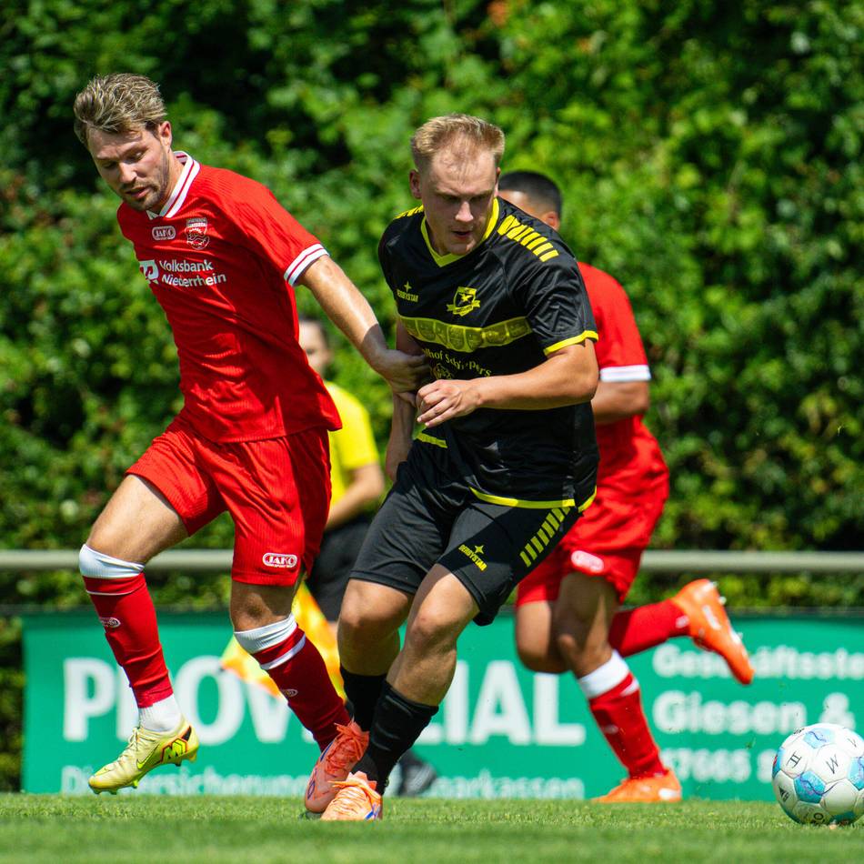 Neuzugang Philipp Starbatty trifft: Borussia Veen spielt schon wie ein Geheimfavorit