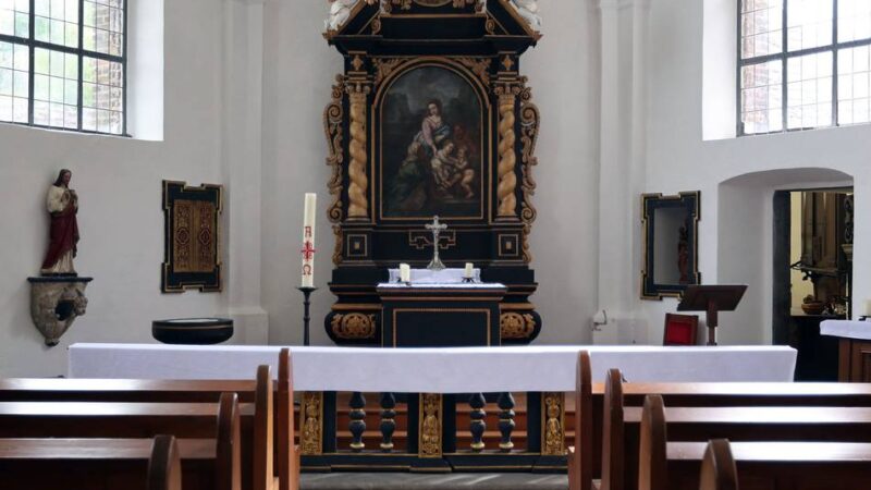 Baudenkmal in Korschenbroich: Großes Raunen als in der Kapelle das Licht anging