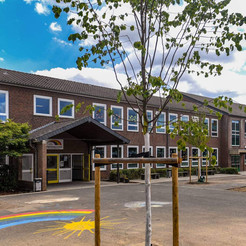 Hitzeschutz im Kreis Viersen: Land plant Förderprogramm für kühle Schulhöfe und Kitas
