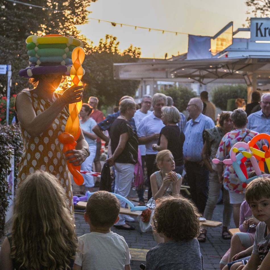 17. Brunnenfest: Veert serviert Musik und Reibekuchen