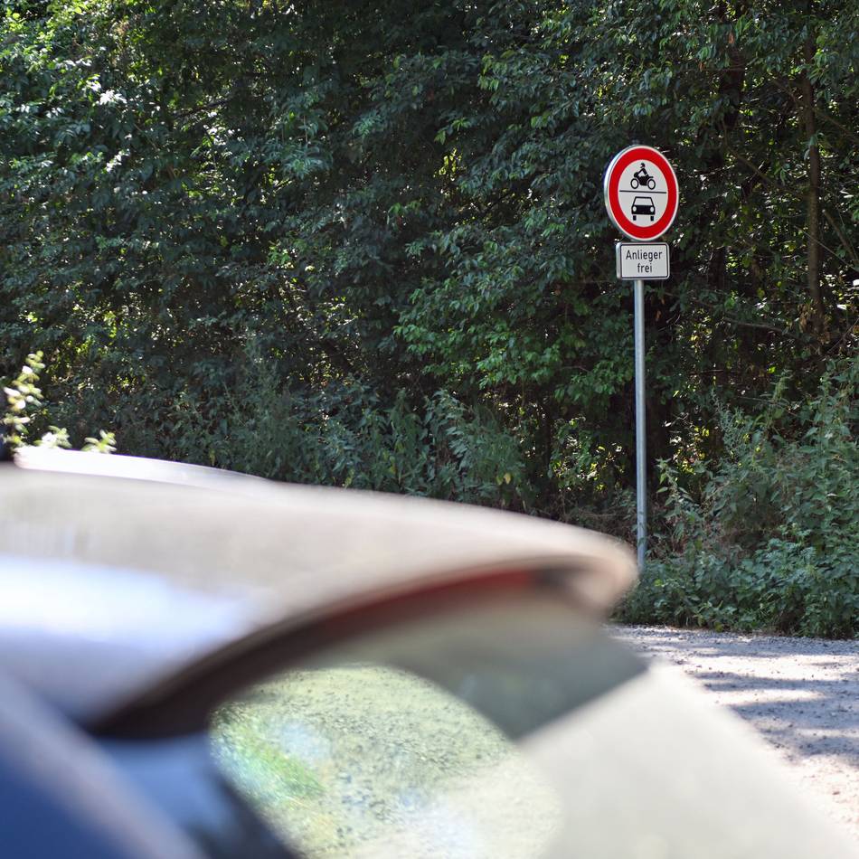 Nach Bürgerprotesten: Stadt erlaubt Parken an der Steprather Heide in Lüllingen