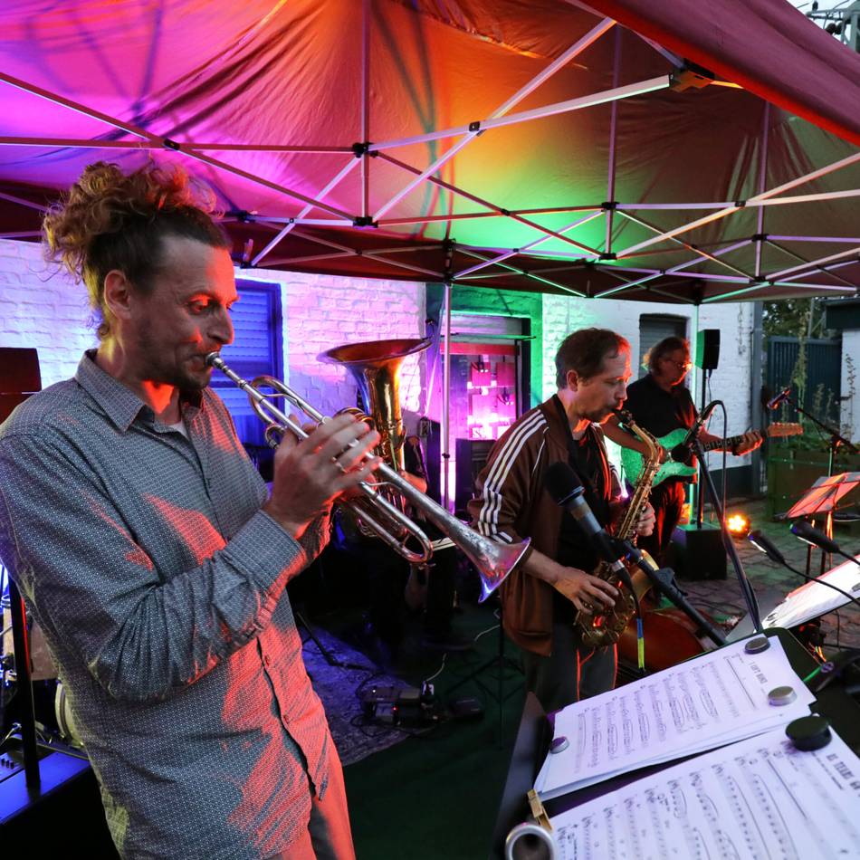 Höfefestival im Kreis Wesel: Sonsbecker Klappboomshof wird zur Konzertkulisse