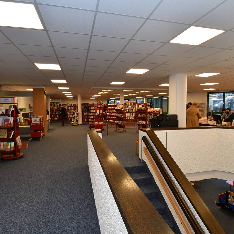 Stadtbibliothek in Radevormwald: Bücherei öffnet samstags zum Sommerleseclub