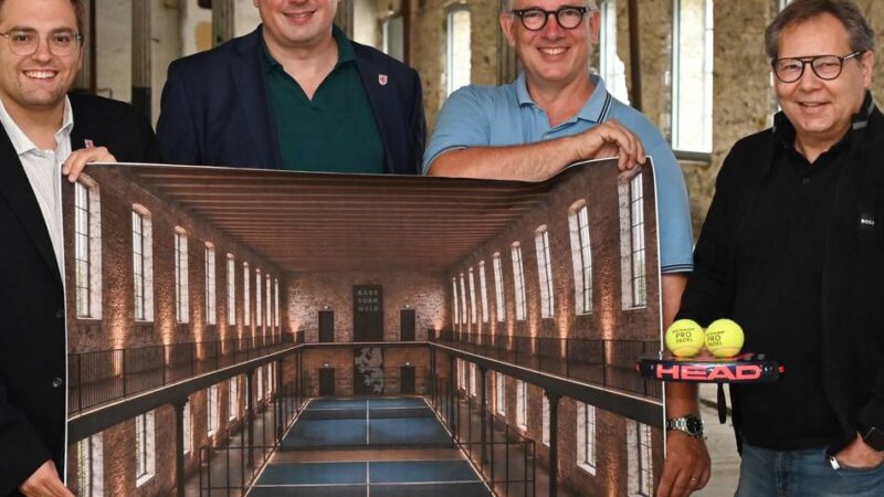 Wupperorte in Radevormwald: Stadt plant Padel-Anlage im Wülfinggebäude