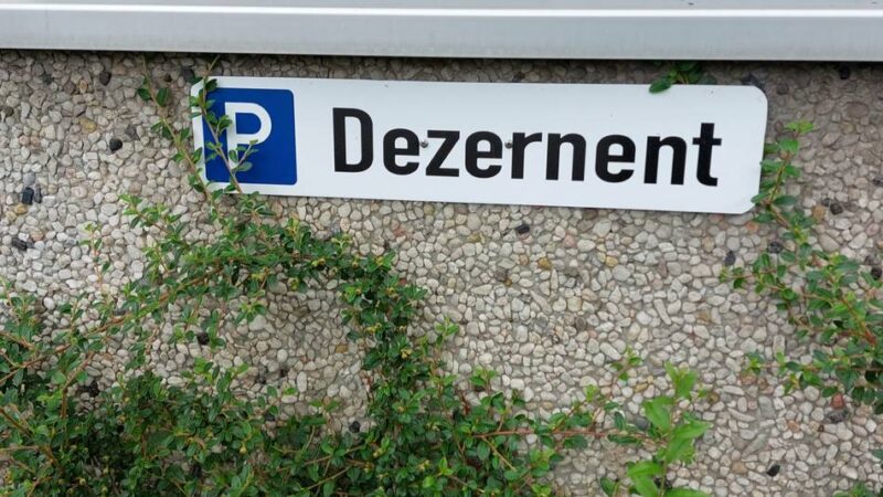 Rollen im Jüchener Rathaus: Der Schönheitsfehler in der Machtordnung