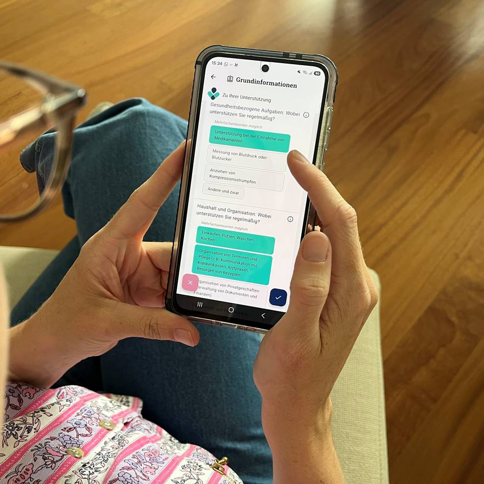 Oberbergischer Kreis: Diese App soll pflegenden Angehörigen helfen