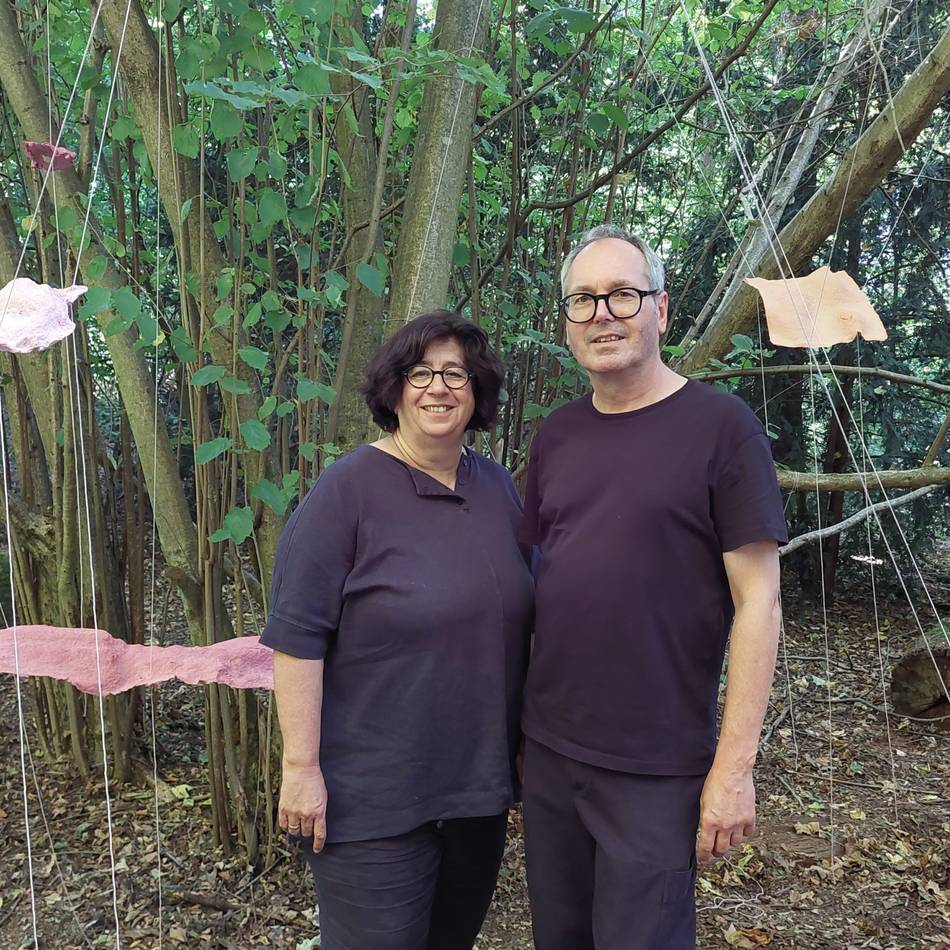 Kunst erleben in Düsseldorf : Art Talk macht Kunst beim Waldspaziergang erlebbar