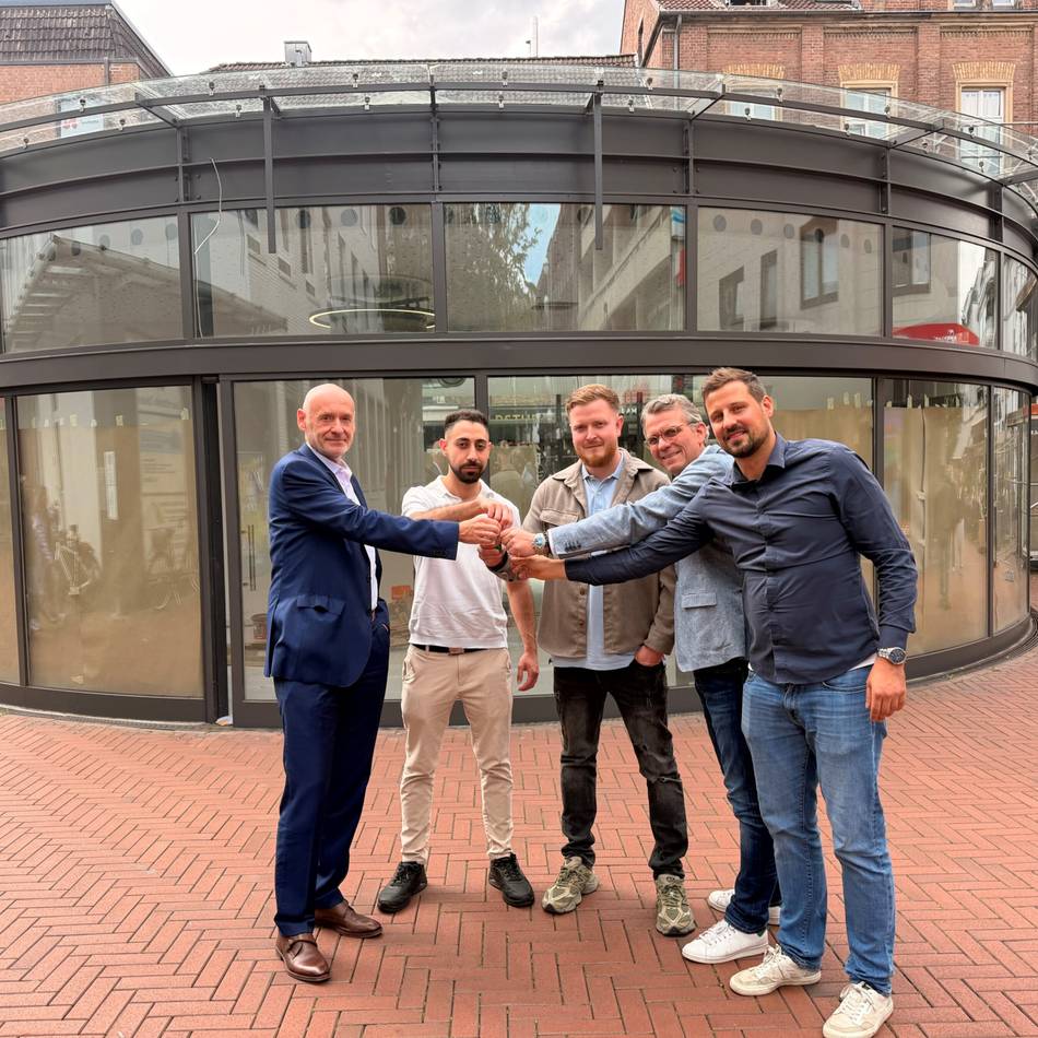 Neue Gastronomie in Leverkusen: Café „Bella Luna“ öffnet Mitte August im Glaspavillon