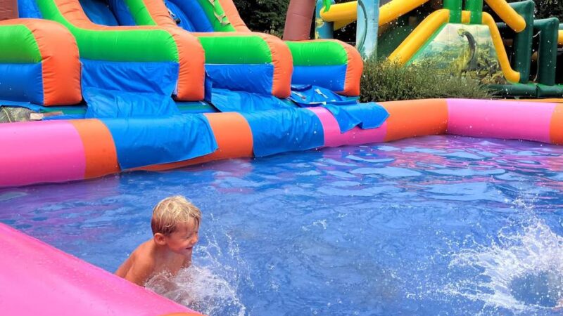 Bis zum 16. August: Hüpfburgen-Park sorgt für Sommerspaß in Grefrath