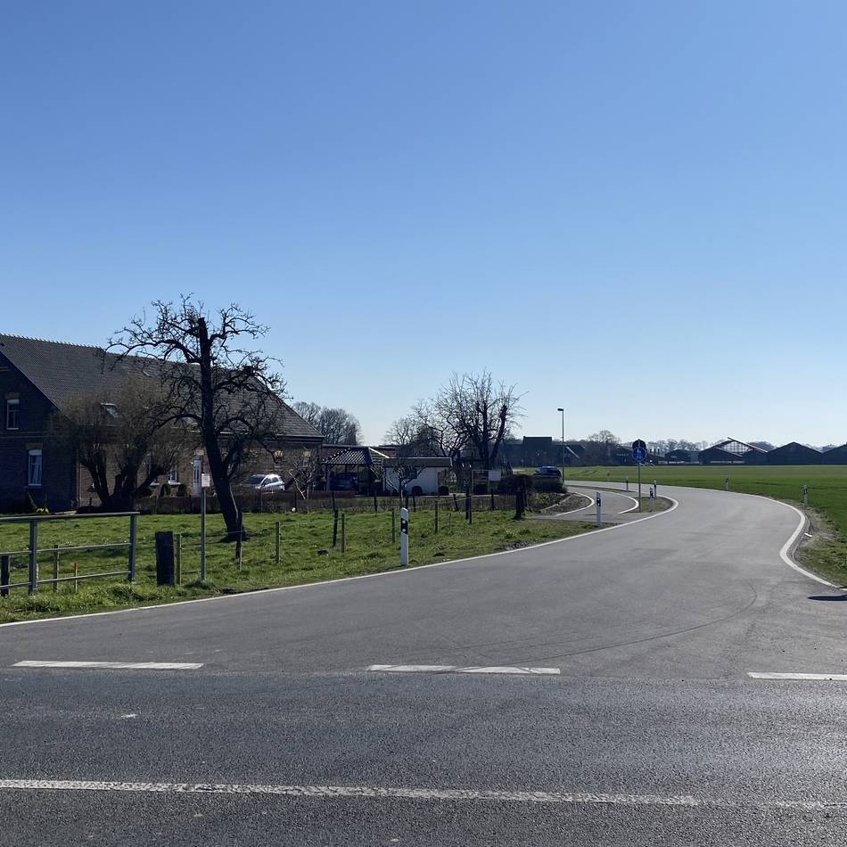 Förderbescheid ist da: Sanierung der Aerbecker Straße in Wankum kann nun abgeschlossen werden