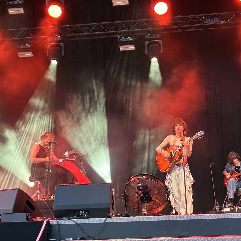 Festival der musikalischen Gegensätze: Wenn sanfte Klänge auf Freejazz treffen – Haldern Pop lebt von der Vielfalt