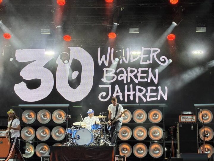 Haldern Pop 2026: Schweißtreibende Shows im Spiegelzelt