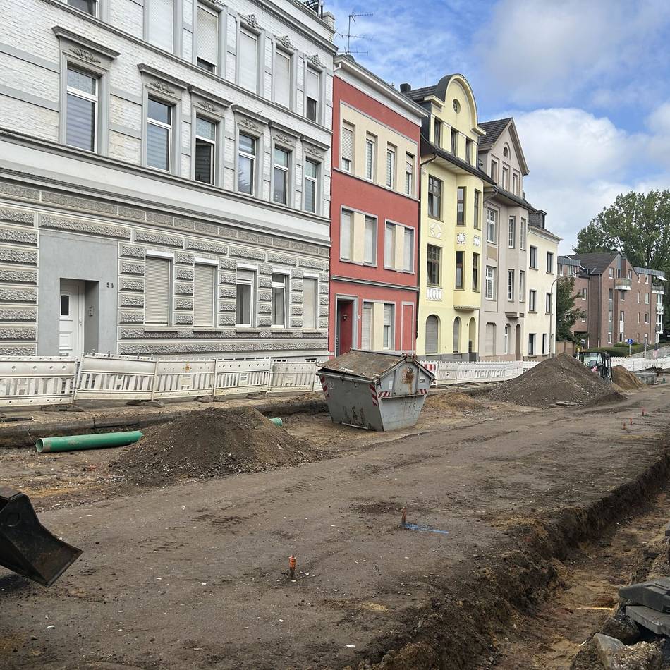 Im Westend in Mönchengladbach: Umbau der Turmstraße geht voran – Entlastung für Parkdruck geplant