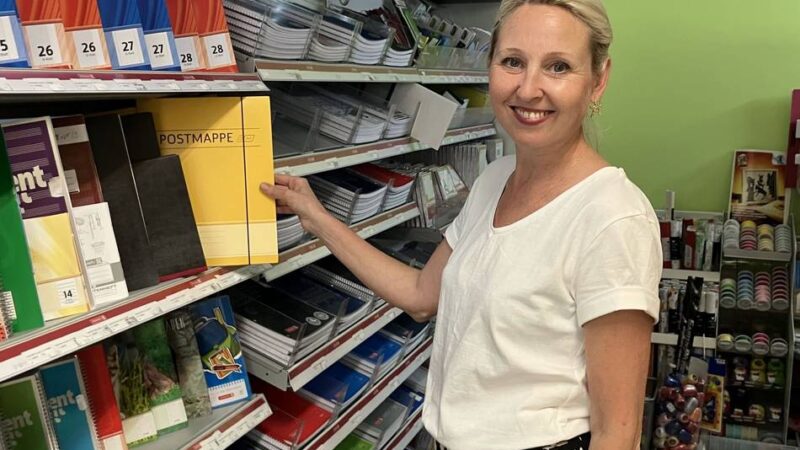 Neusser Schreibwarenhändlerin gibt Tipps: „Die Preise für den Schulbedarf sind gestiegen“
