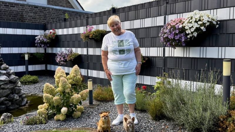 Karin veröffentlicht ersten Schlager: Über 700.000 Aufrufe für das Tik-Tok-Video einer 70-Jährigen aus Goch