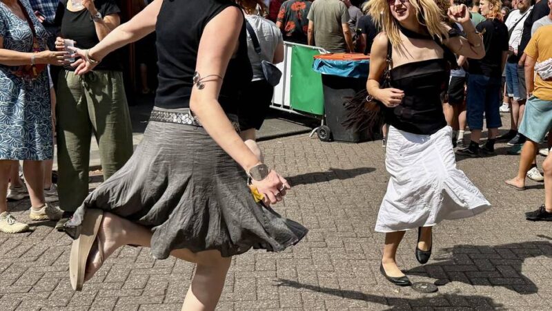 Festivalstimmung am Niederrhein: Haldern Pop verwandelt Reeser Ortsteil in Party-Ort