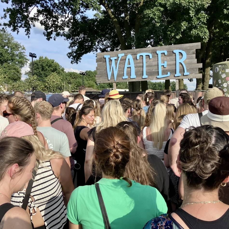 Festival in Weeze: Gluthitze und Gewitter – wie sich Fans bei San Hejmo schützen können