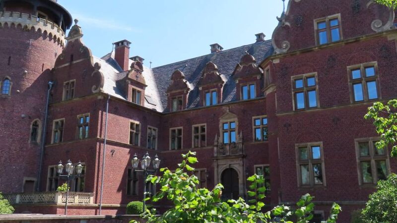 Seltener Einblick in Hinsbeck: So schön ist es im Park von Schloss Krickenbeck