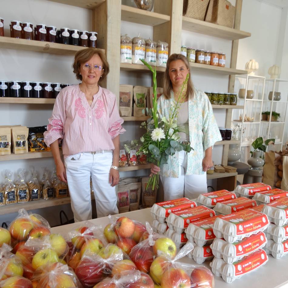 Lebensmittelverkauf in Rees-Haffen: Obst und Gemüse im Blumengeschäft