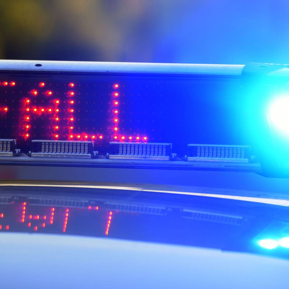 Unfall in Kalkar: Motorroller-Fahrer stürzt nach Ausweichmanöver schwer