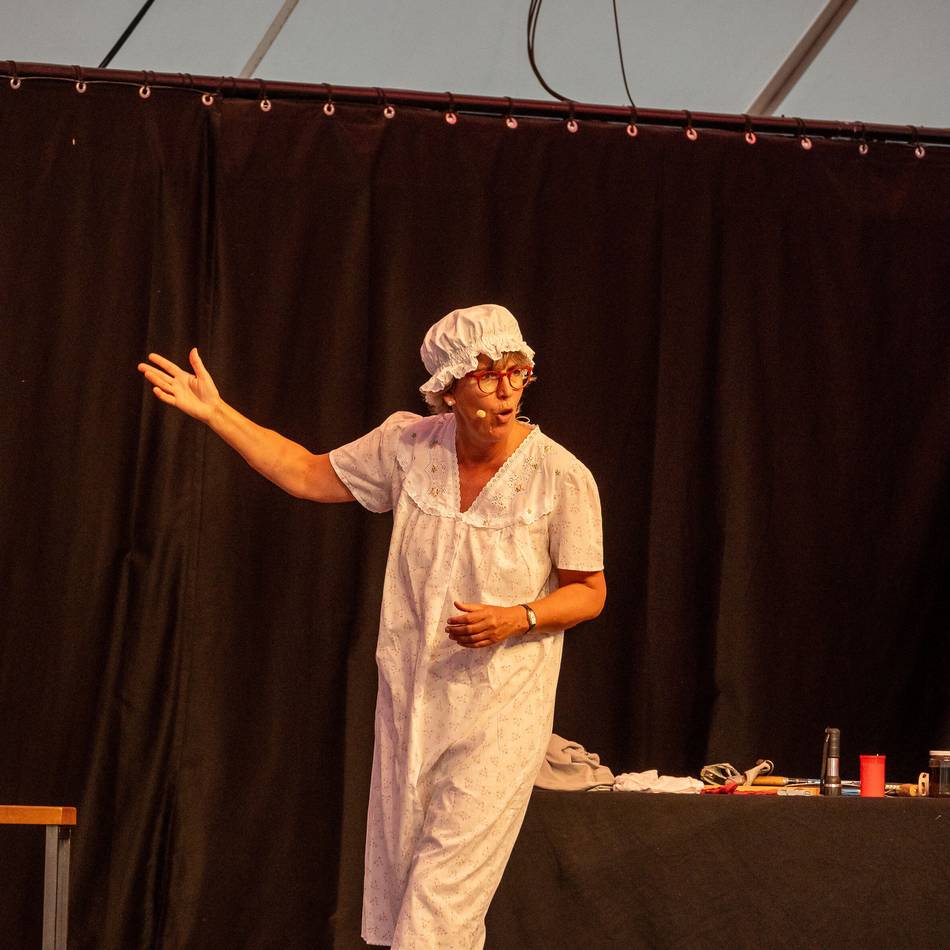Katrin Iskam begeistert auf der Landesgartenschau in Neuss: Wenn Gärtnern zu Comedy wird