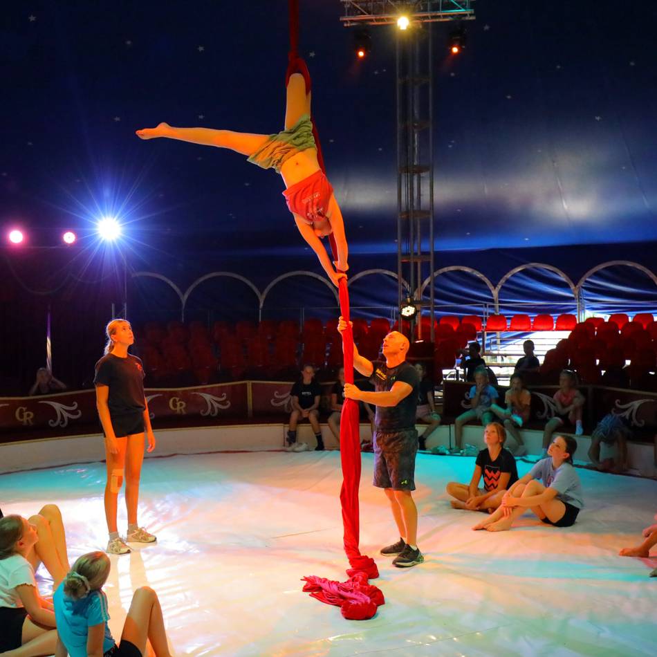 Drei Wochen Ferienalarm: 480 Kinder werden in Rheinberg zu Zirkus-Stars