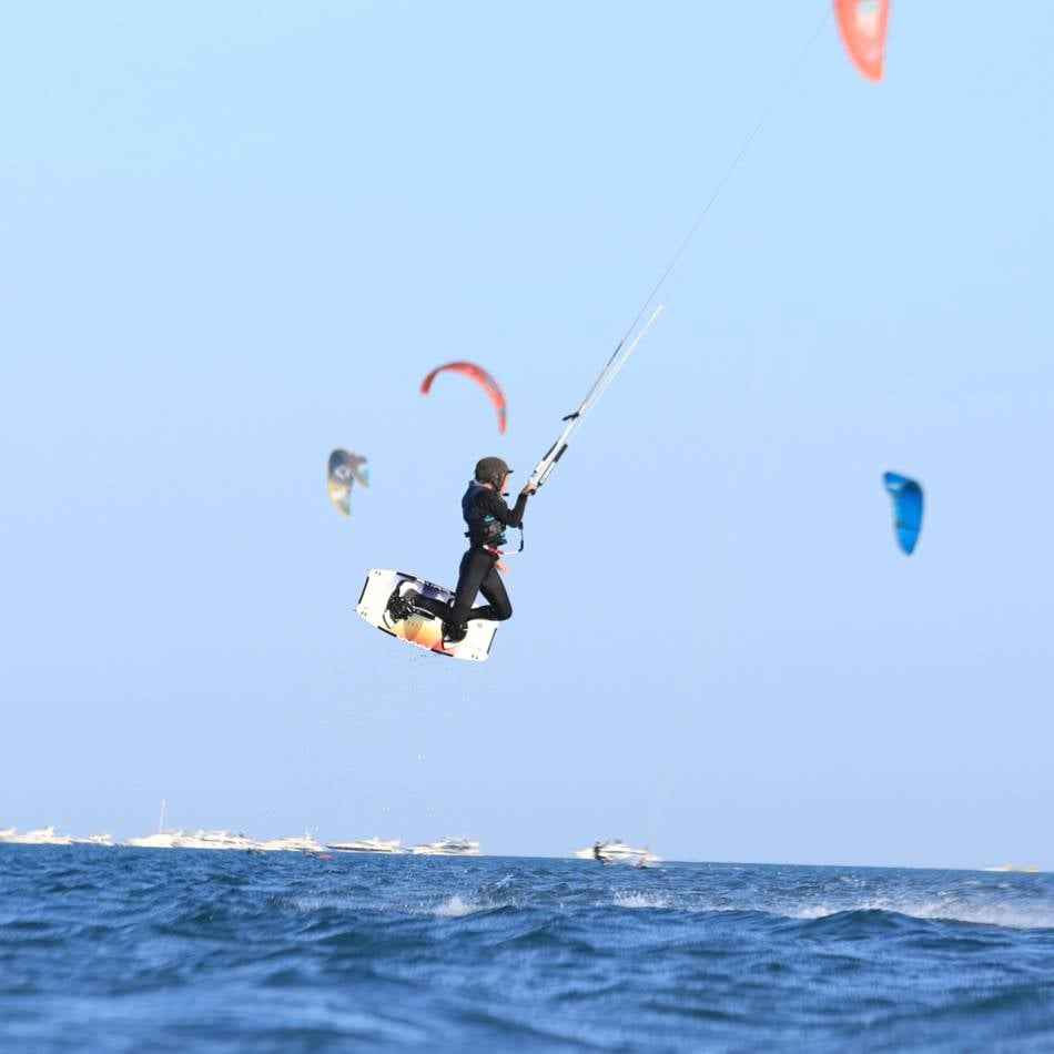 Elfjähriger auf dem Board: Das Kite-Brett, das Bruno Stops die Welt bedeutet