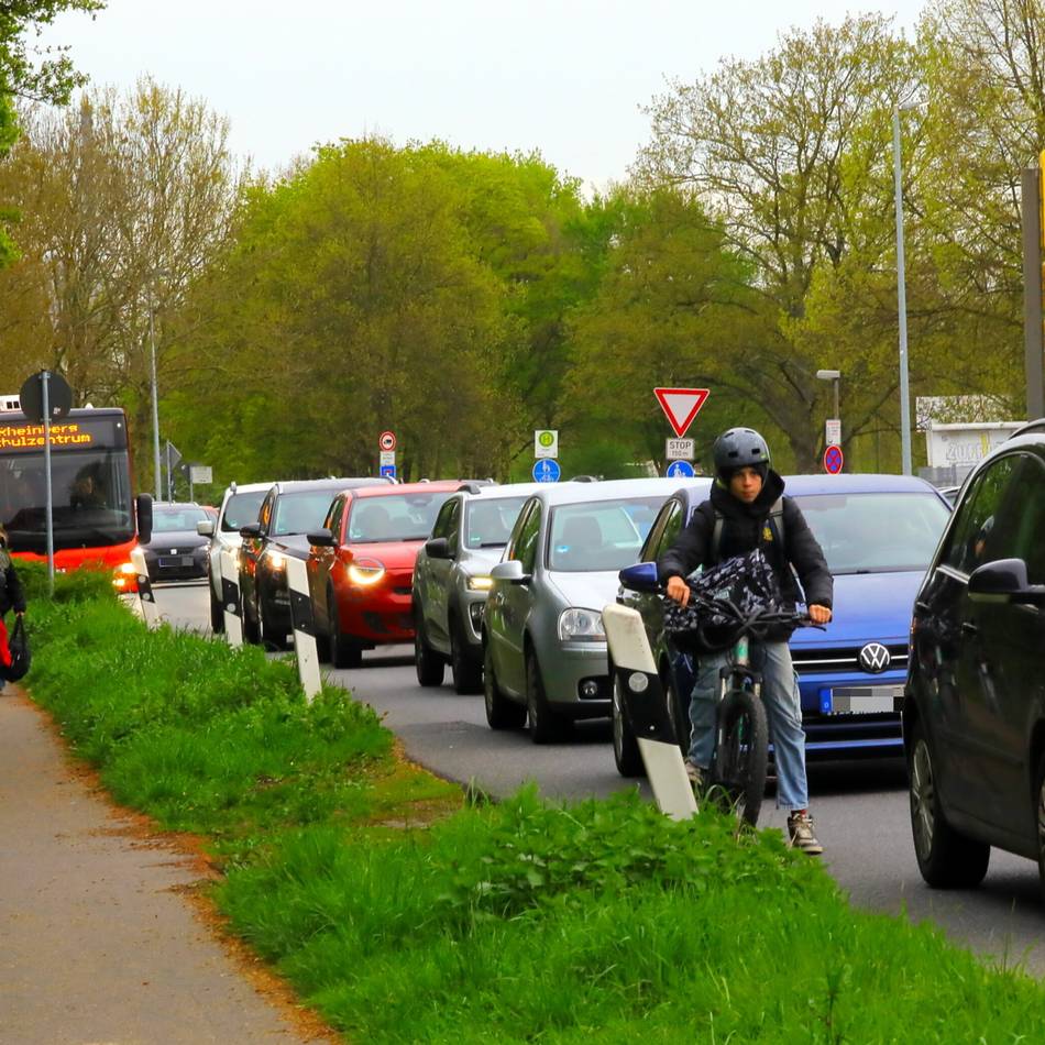 Mobilität in Rheinberg: Neue Ideen für den Verkehr auf der Xantener Straße