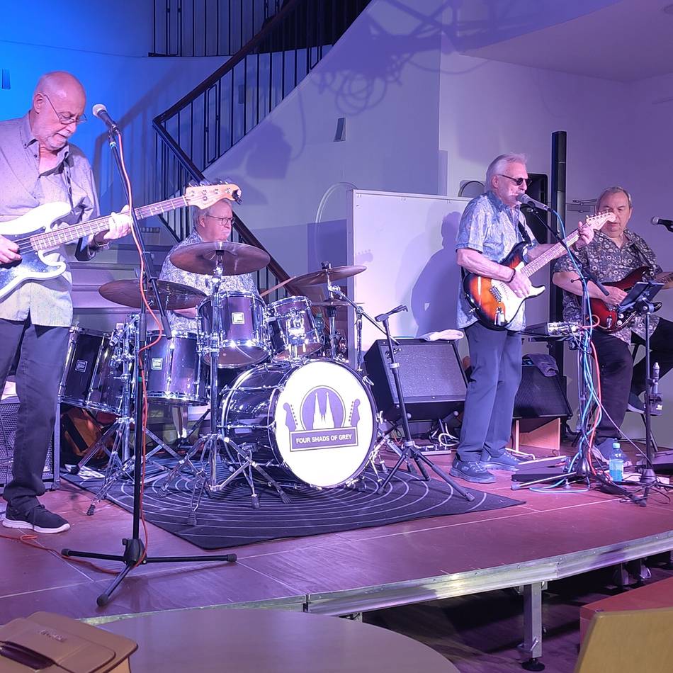 Sound-Revival im Hückeswagener Kultur-Haus Zach: Gitarrenklassiker erwecken die Zeit des Rock ’n‘ Roll