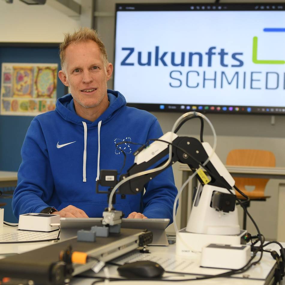 Volkshochschule Oberberg in Hückeswagen: Neues Programm für Herbst und Winter 2026 liegt vor