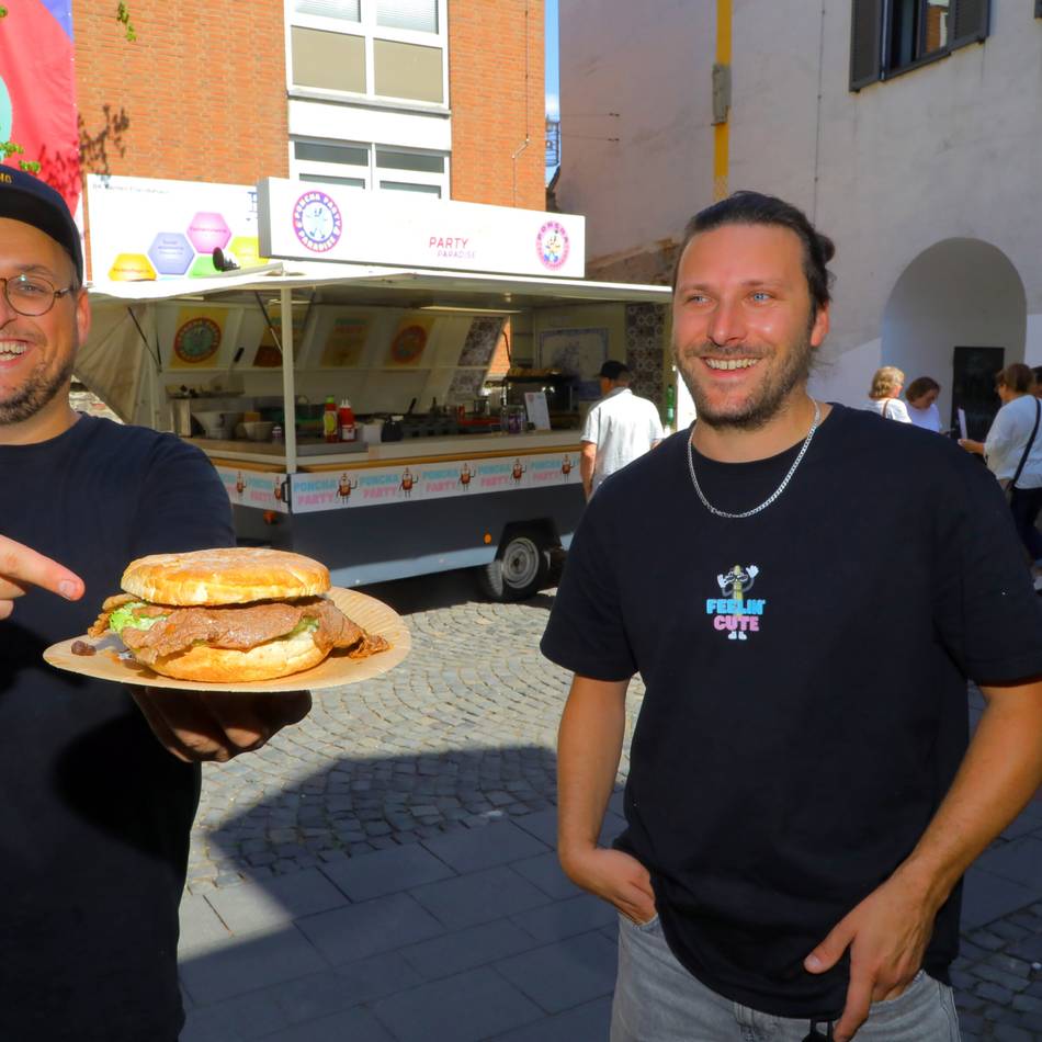 Foodtruck in Xanten: Zwei Freunde bringen Madeira-Küche auf die Klever Straße