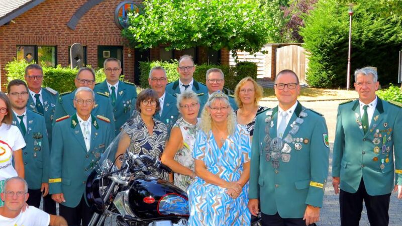 Unterstützung für inklusive Motorradausfahrt: Marienbaumer Schützen sammeln Geld für Unternehmen Zündkerze