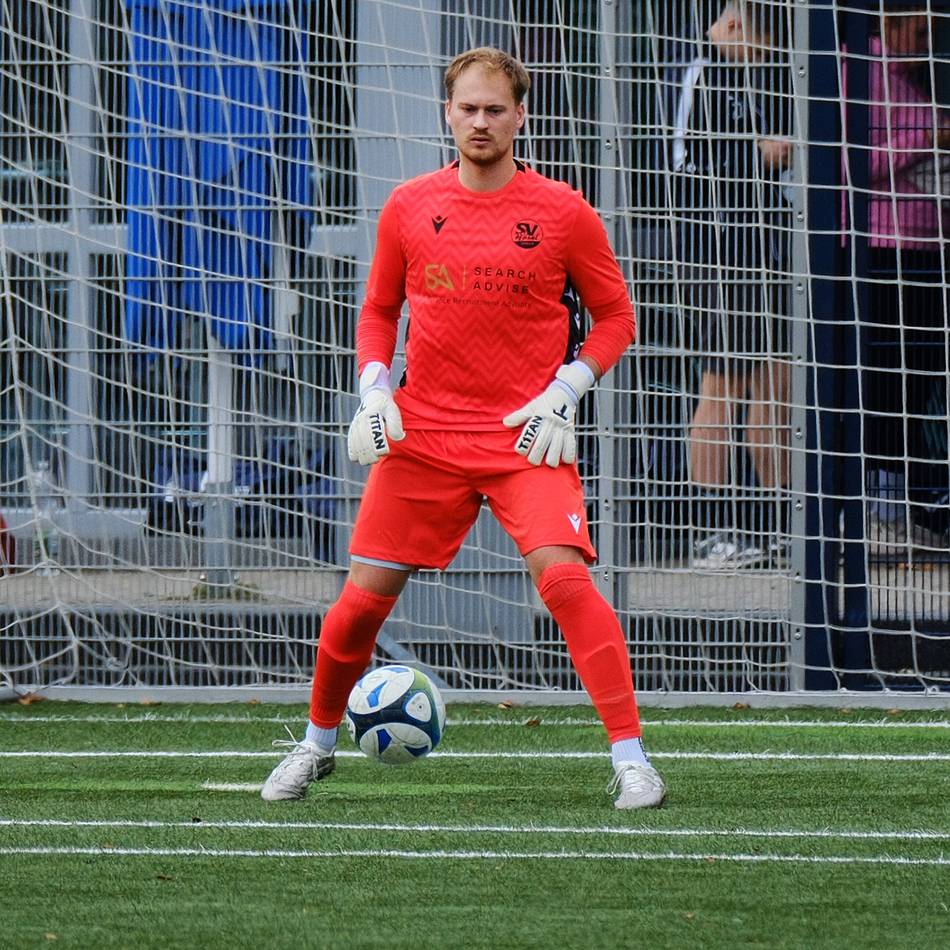 Sieg und Remis in der Bezirksliga: Die Keeper stehen bei Ratingens U23 und beim SV Hösel im Fokus