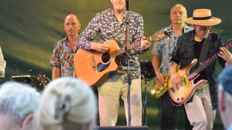 Summerstage in Wermelskirchen: Berliner Combo lässt „Wilden Ballon“ im Eifgen steigen