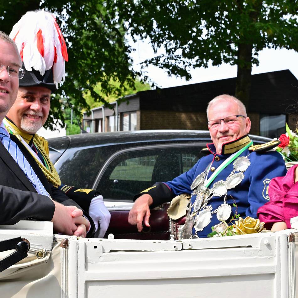 Gelungenes Fest des BSV: 350 Schützen feiern in Gierath-Gubberath mit König, aber ohne Königin