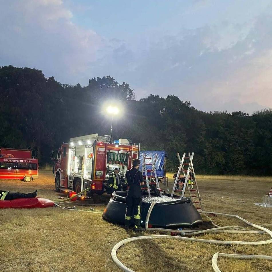 Waldbrandeinsatz auch in Kräwinkel: Radevormwalds Feuerwehr hilft bei Brandbekämpfung in der Eifel
