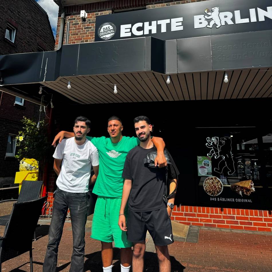 Prominente Besucher mit Döner-Hunger: In diesem Neusser Restaurant essen Rap- und Sportstars